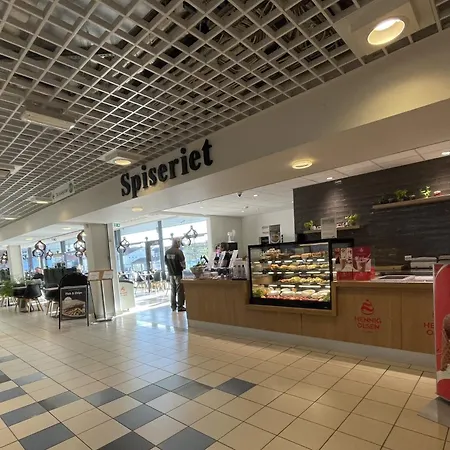 83m2-3 Sleeping Rooms-2 Balconies-direct Traffic To Airport And Tourist Places