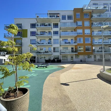 Apartment 83m2-3 Sleeping Rooms-2 Balconies-direct Traffic To Airport And Tourist Places