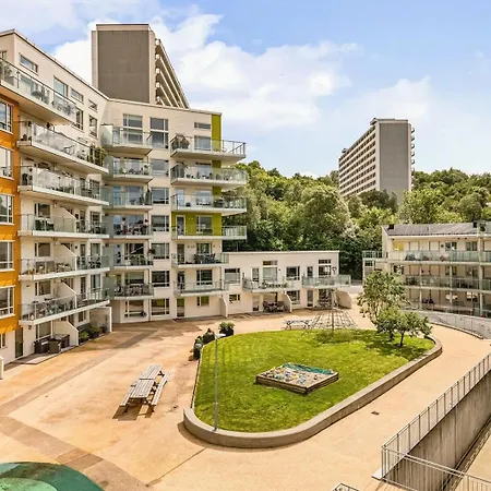 83m2-3 Sleeping Rooms-2 Balconies-direct Traffic To Airport And Tourist Places * Берген