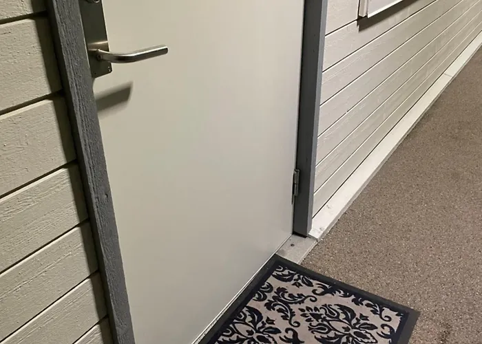 83m2-3 Sleeping Rooms-2 Balconies-direct Traffic To Airport And Tourist Places * Bergen