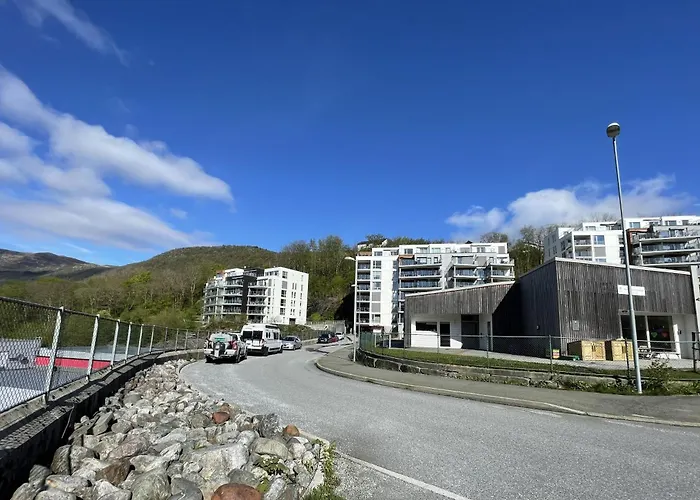 83m2-3 Sleeping Rooms-2 Balconies-direct Traffic To Airport And Tourist Places Apartment *