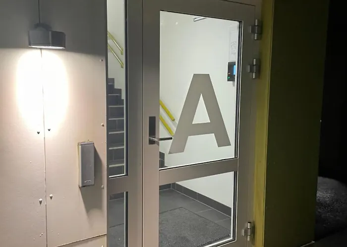 Διαμέρισμα 83m2-3 Sleeping Rooms-2 Balconies-direct Traffic To Airport And Tourist Places *