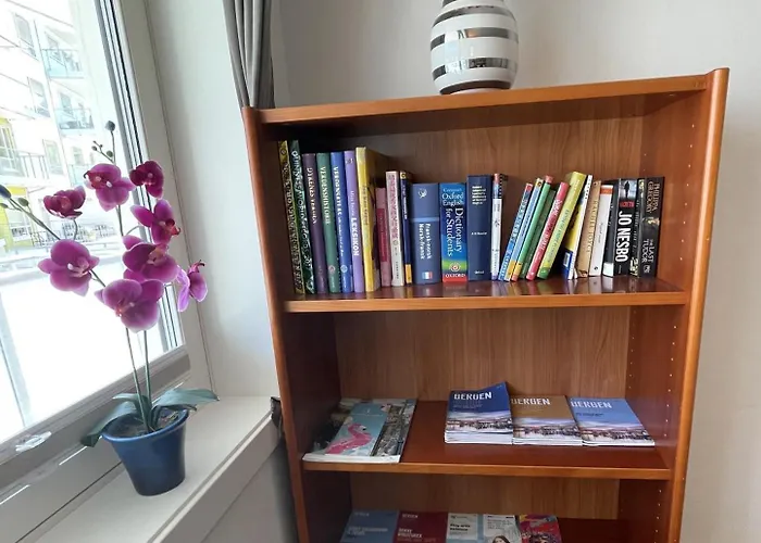 Apartament 83m2-3 Sleeping Rooms-2 Balconies-direct Traffic To Airport And Tourist Places *