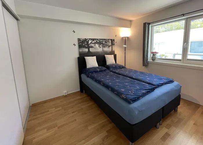 83m2-3 Sleeping Rooms-2 Balconies-direct Traffic To Airport And Tourist Places Διαμέρισμα Μπέργκεν