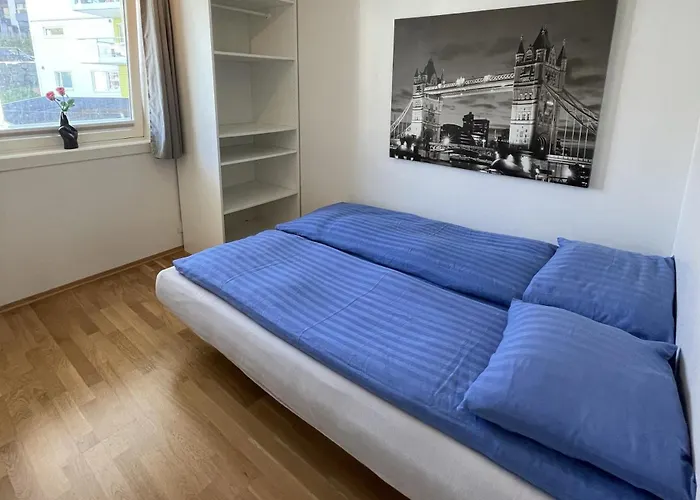 Διαμέρισμα 83m2-3 Sleeping Rooms-2 Balconies-direct Traffic To Airport And Tourist Places Μπέργκεν