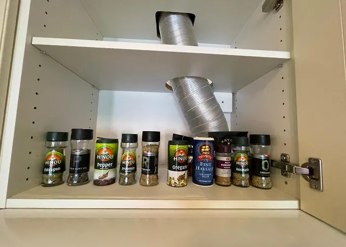 83m2-3 Sleeping Rooms-2 Balconies-direct Traffic To Airport And Tourist Places * Bergen